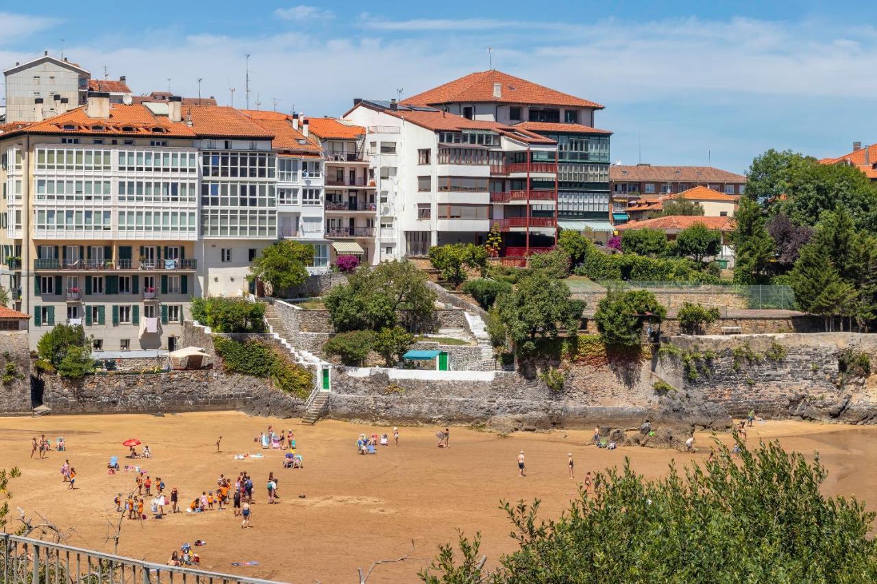 Antigua Casa De Escritor Junto A La Playa Lägenhet Mundaka Exteriör bild