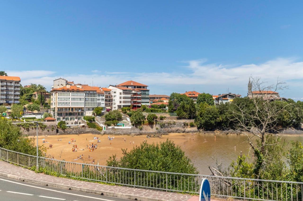 Antigua Casa De Escritor Junto A La Playa Lägenhet Mundaka Exteriör bild